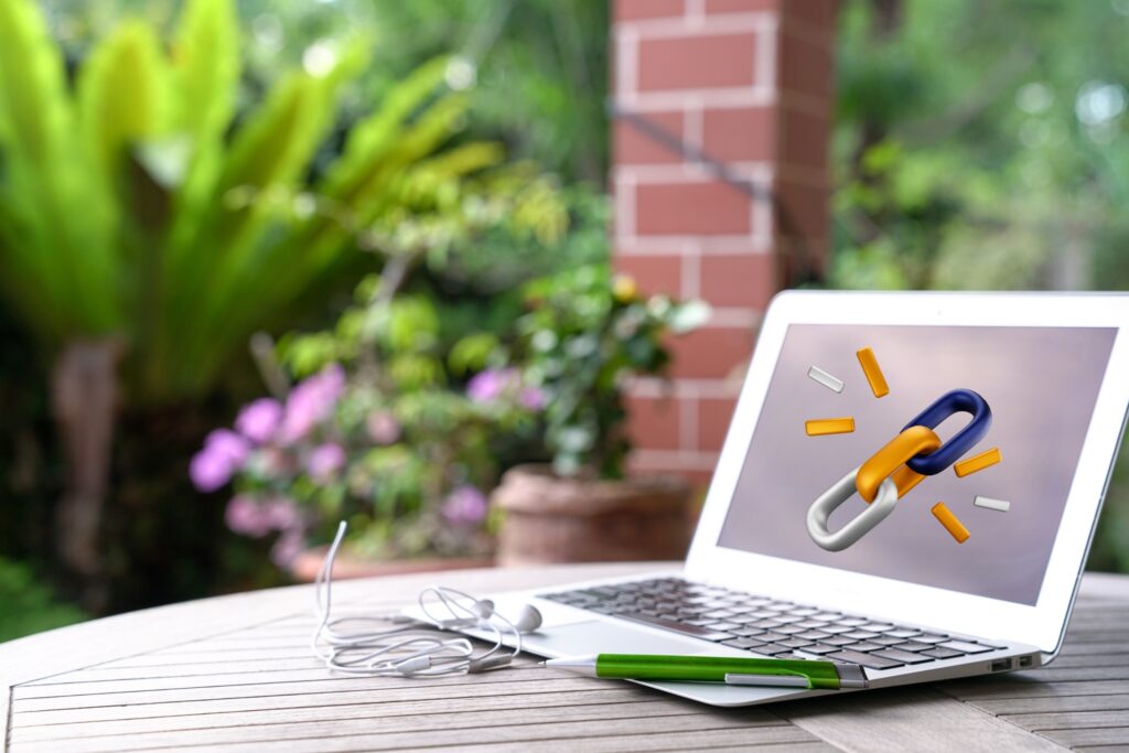 Factors to Consider Before You Get Backlinks