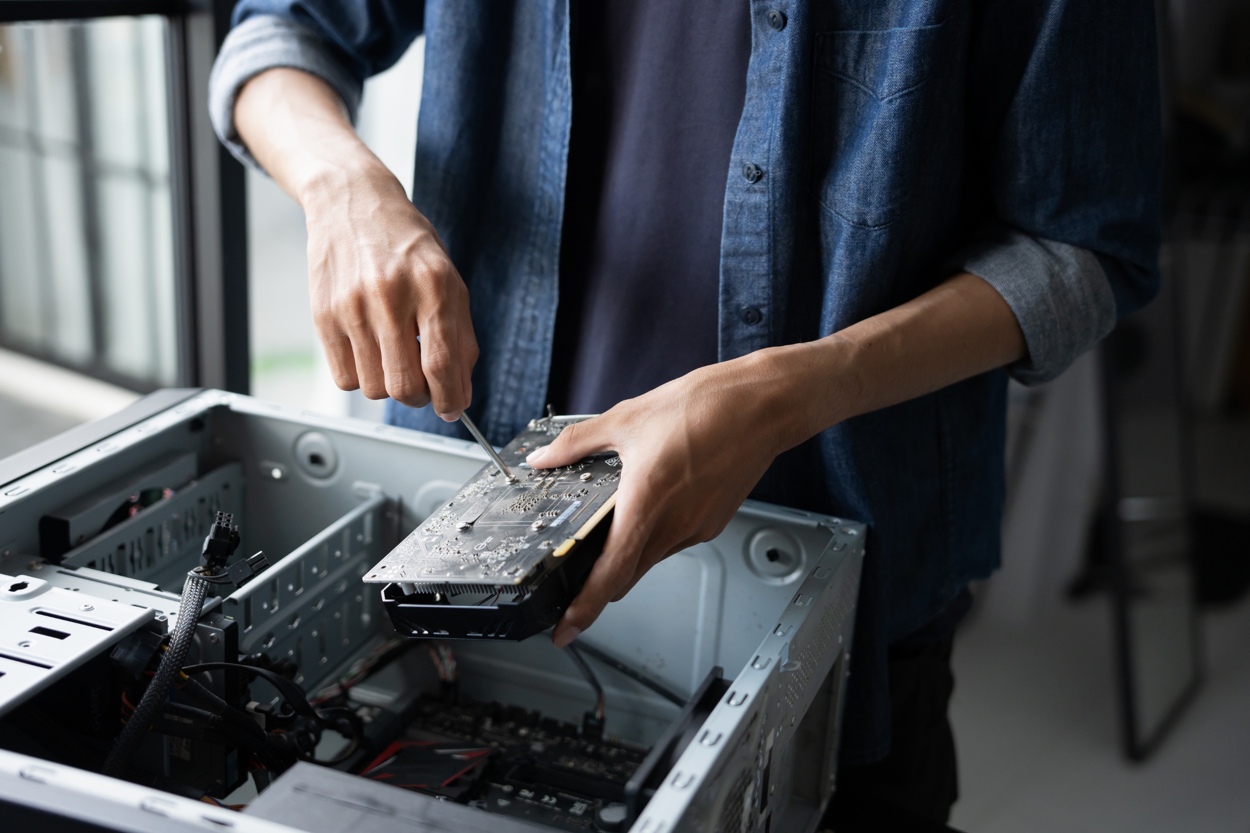 Where to Find IT Services and Solutions Tailored to Your Business Needs